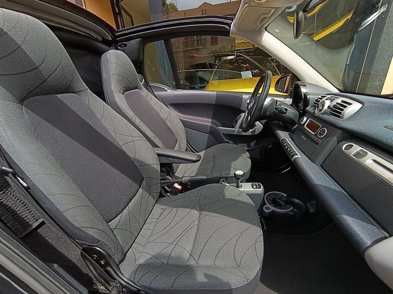 Smart ForTwo 1.0 71cv cabrio passion FL Capote Rossa