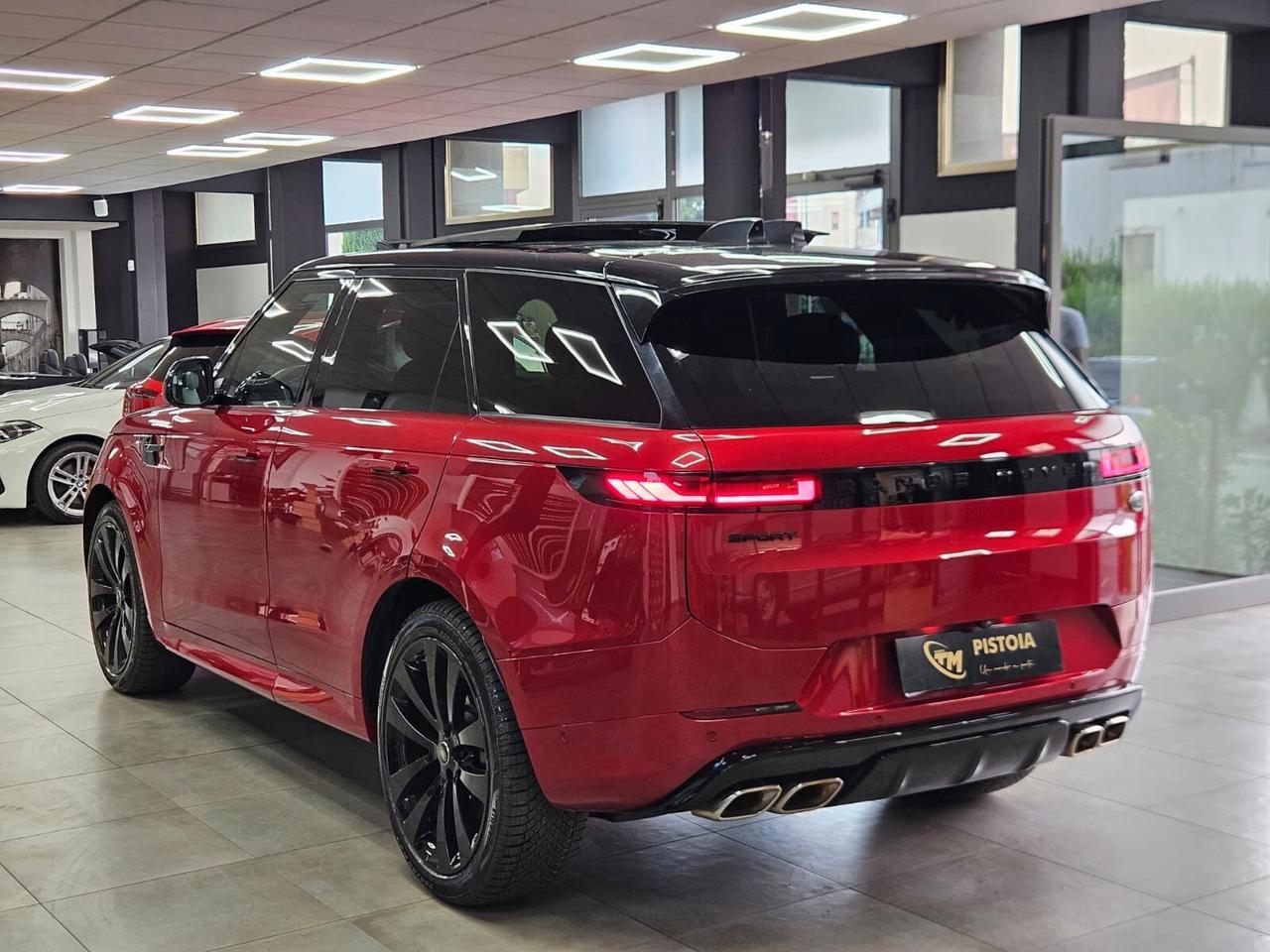 LAND ROVER RANGE ROVER 4.4 V8 First Edition awd 530cv auto - IVA ESPOSTA