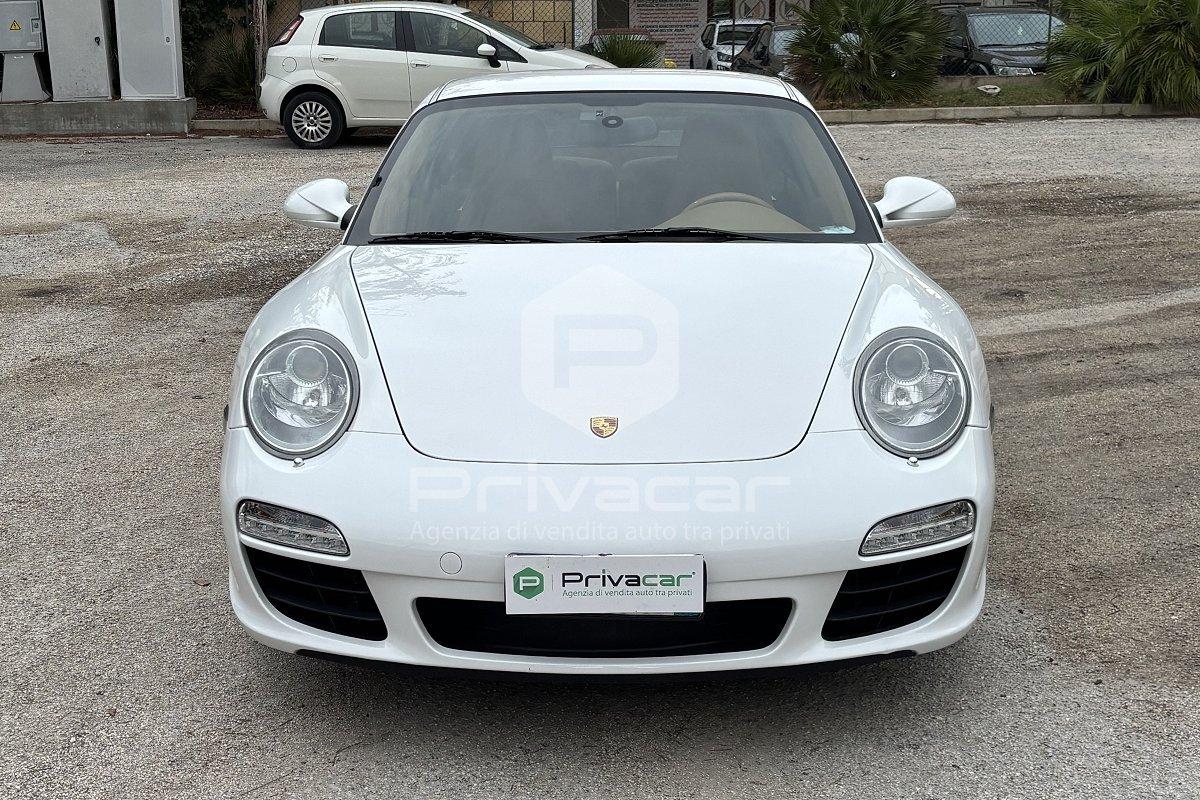 PORSCHE 911 Carrera Coupé