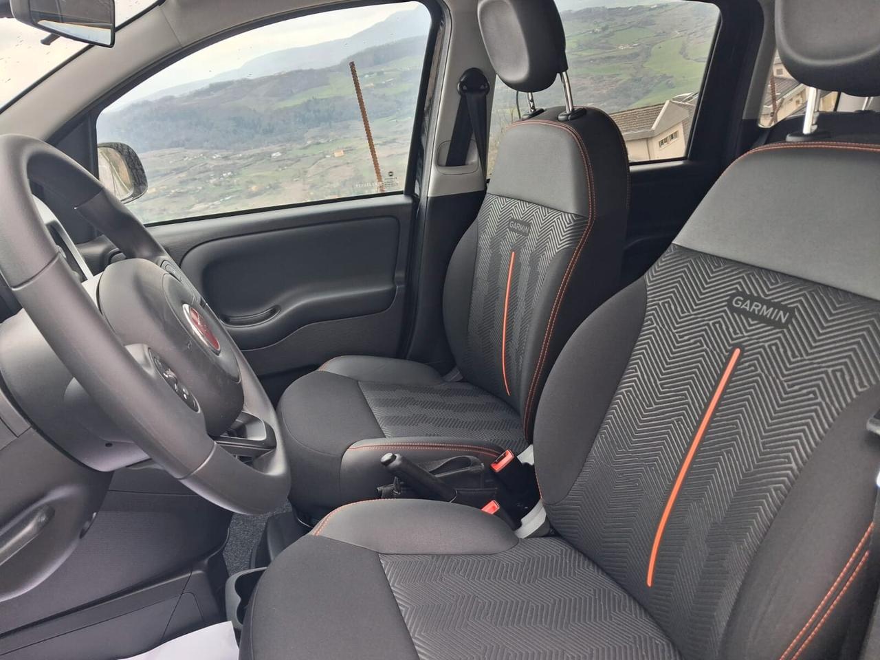 Fiat Panda 1.0 FireFly S&S Hybrid Garmin