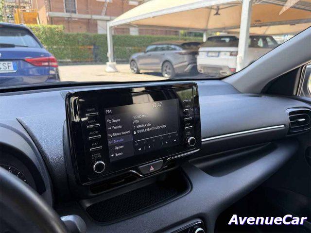 TOYOTA Yaris 1.5h TELECAMERA CARPLAY PREZZO REALE