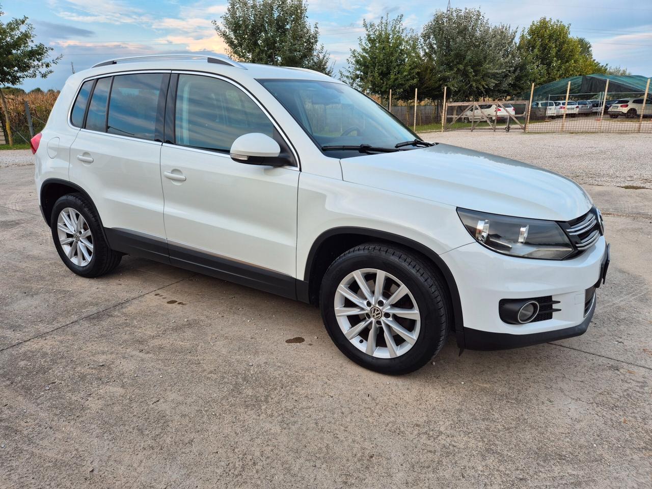 Volkswagen Tiguan 2.0 TDI 110 CV Sport & Style BlueMotion Technology