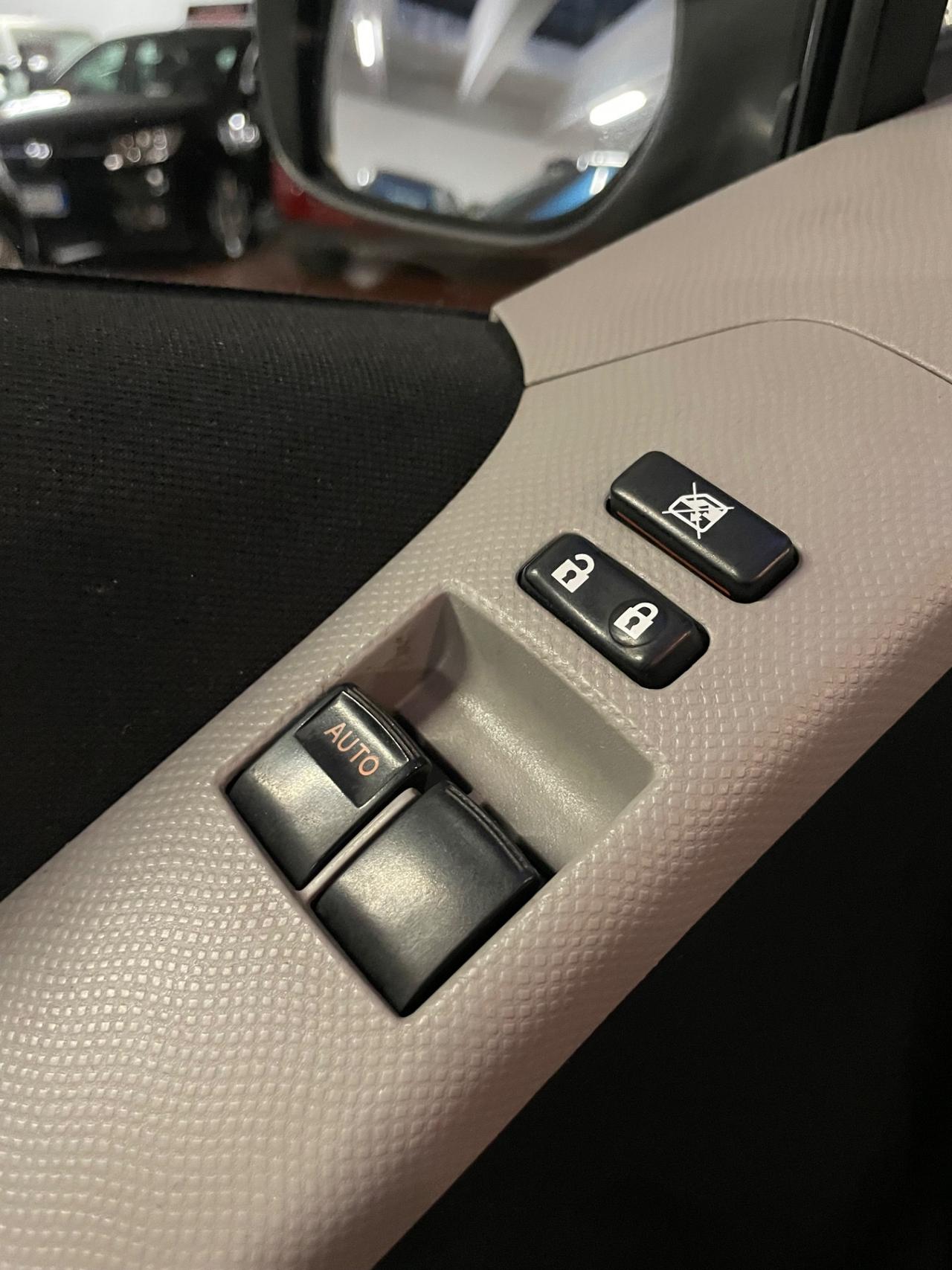 Toyota Yaris 1.0 Neopatentati Euro 5