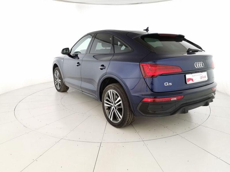 Audi Q5 Sportback 40 2.0 tdi mhev 12V S line quattro s-tronic