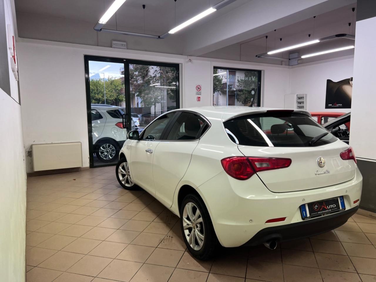 Alfa Romeo Giulietta 1.6 JTDm-2 105 CV Distinctive