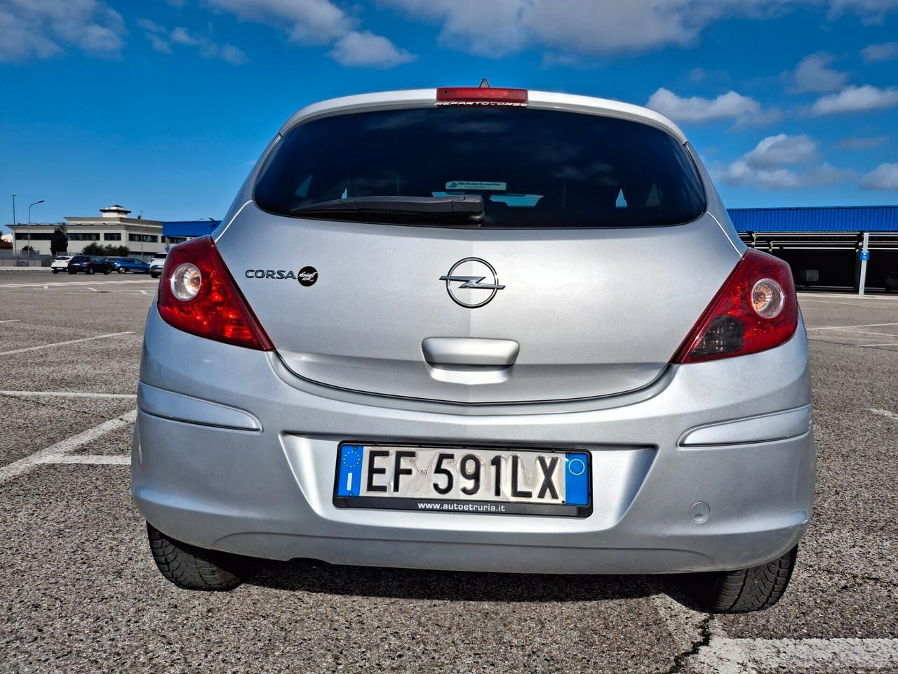 OPEL CORSA 1.2 Benzina Sport-OK NEOPATENTATI-