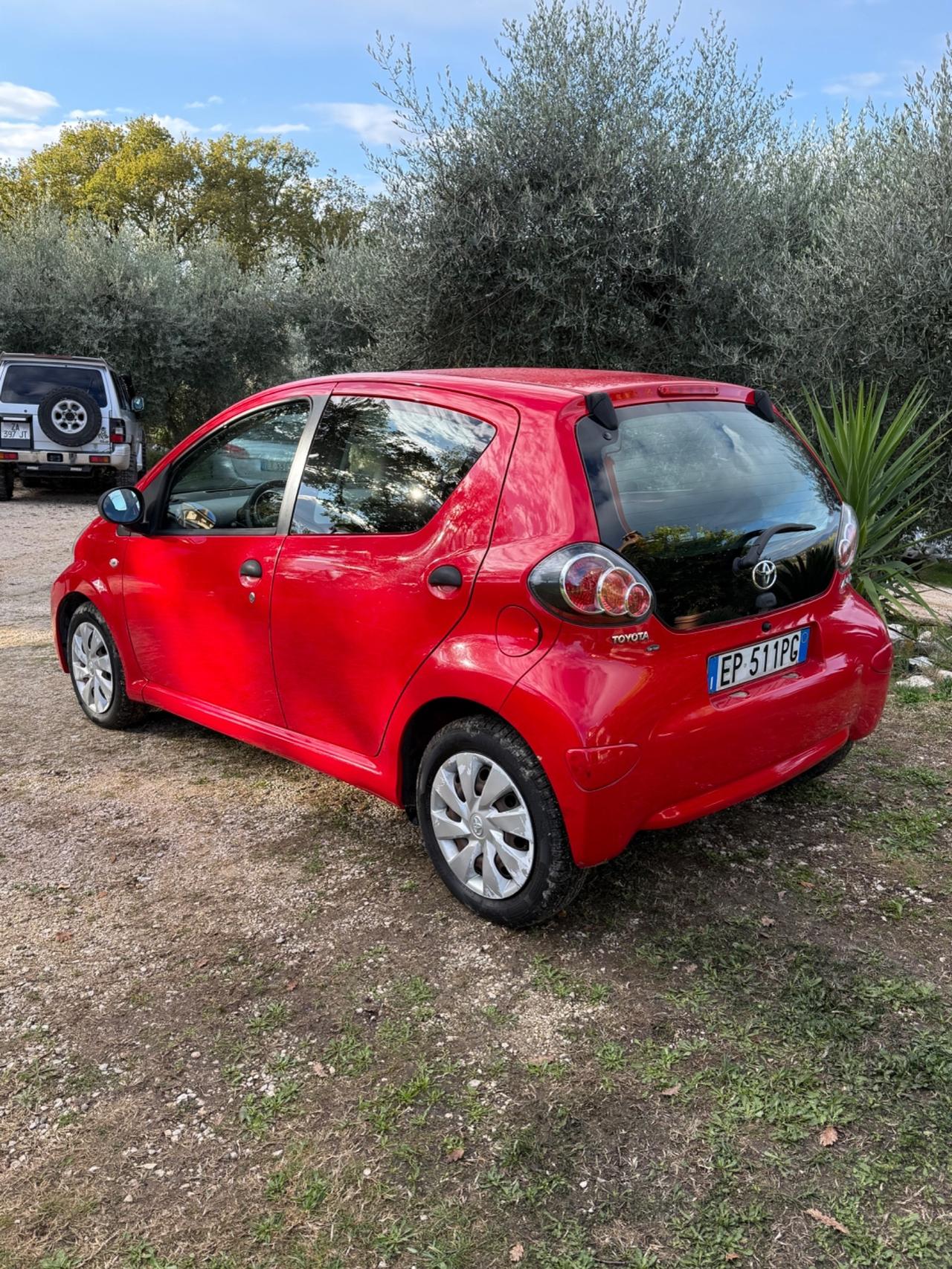 Toyota Aygo 1.0 12V VVT-i 5 porte Lounge Connect