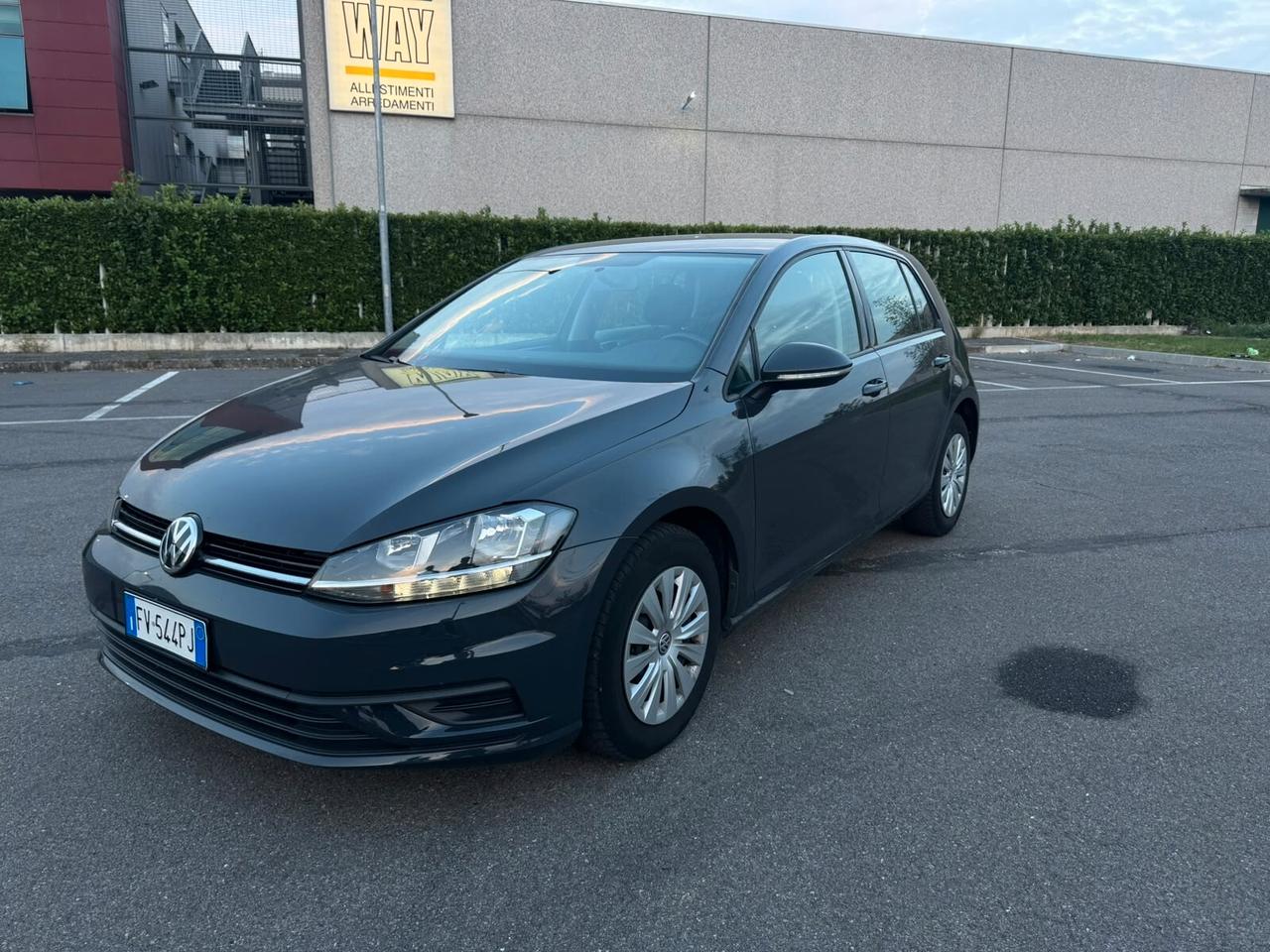 Volkswagen Golf 1.0 TSI 85 CV 5p. Trendline BlueMotion Technology