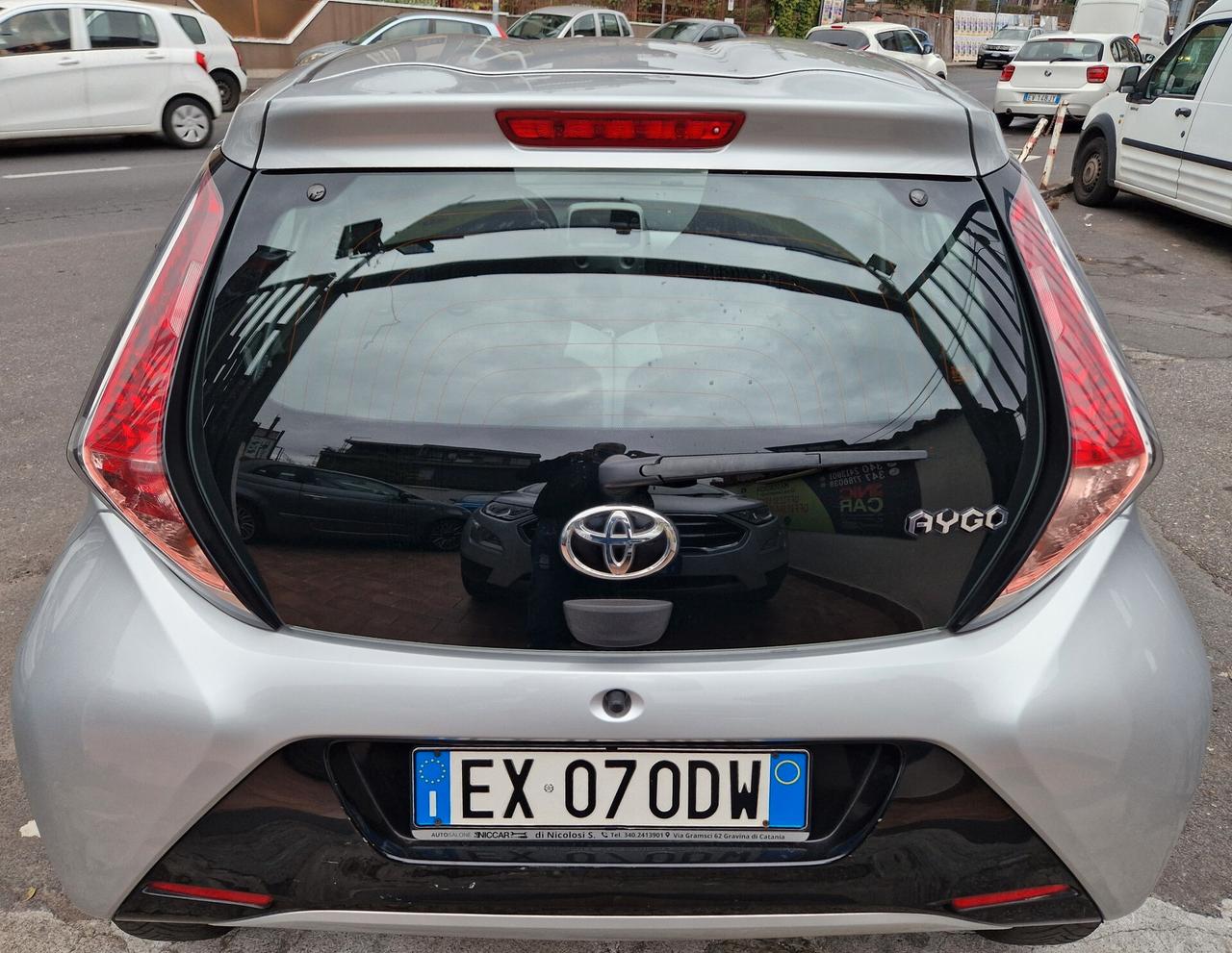 Toyota Aygo 1.0 VVT-i 69 CV 5 porte x-play