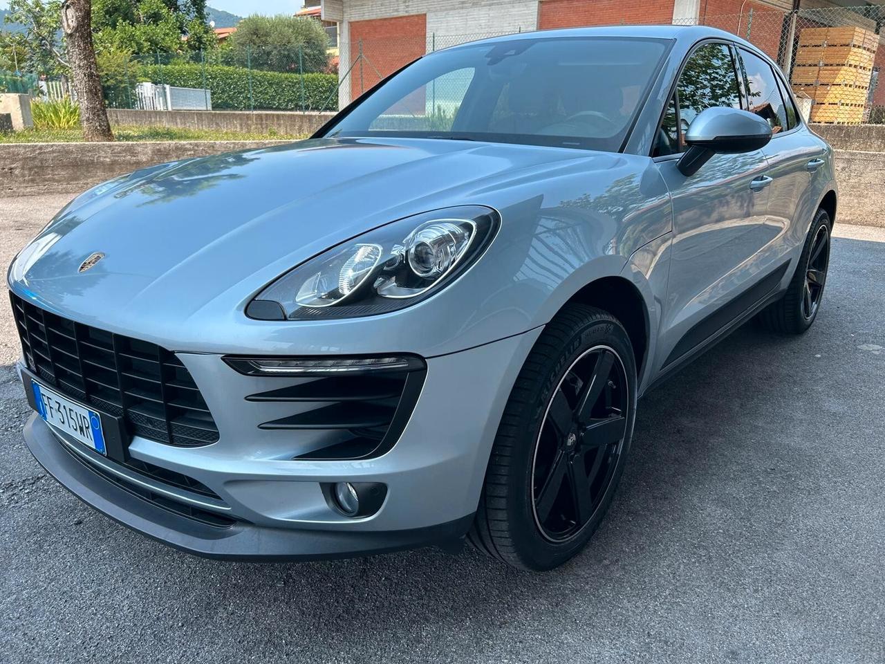 PORSCHE Macan 2.0 Benzina 252 CV KW 185