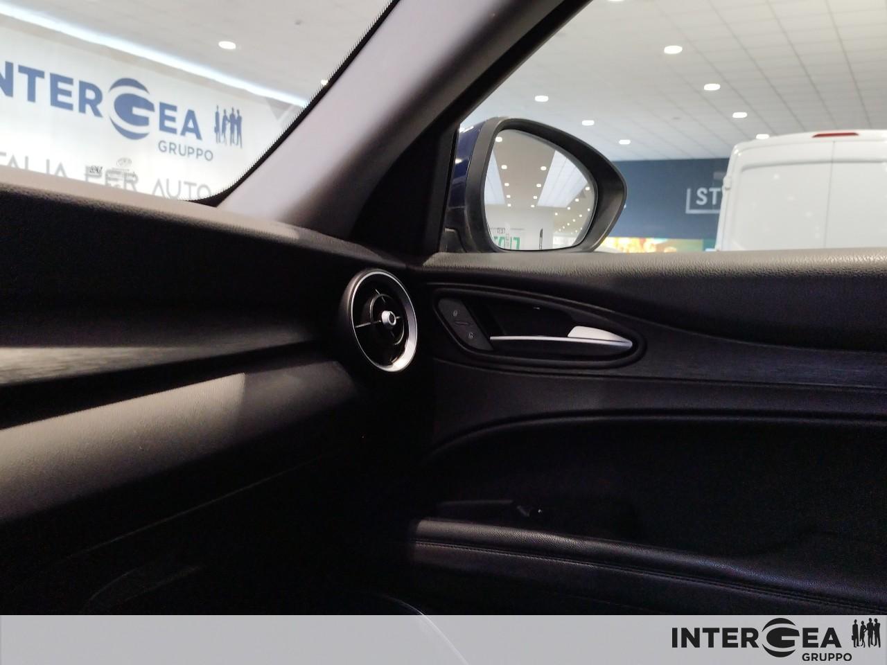 ALFA ROMEO Stelvio 2.2 t Executive Q4 190cv auto my19