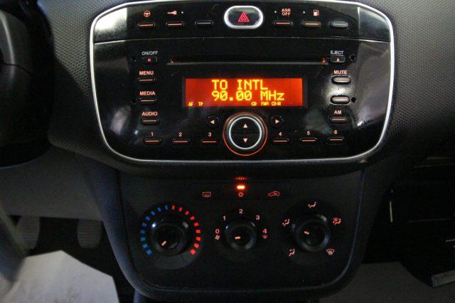 FIAT Punto 1.4 8V 5 porte Easypower Lounge