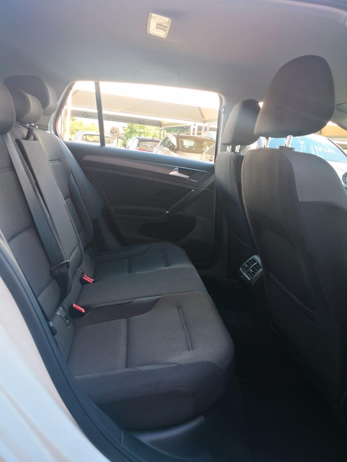 Volkswagen Golf 1.6 TDI 115 CV DSG 5p. ***FULL LED***CAR PLAY***