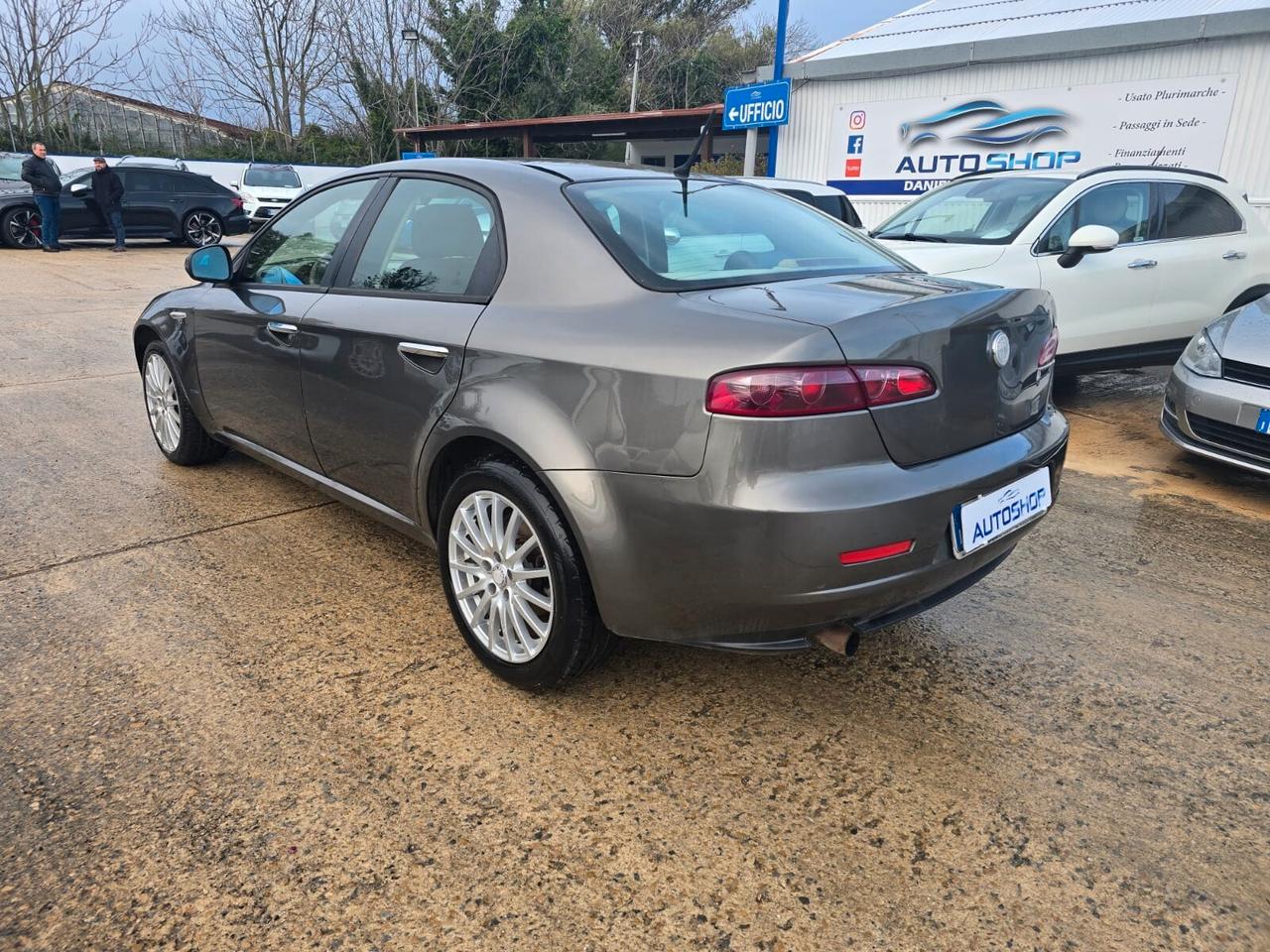 Alfa Romeo 159 1.9 JTDm 16V TI