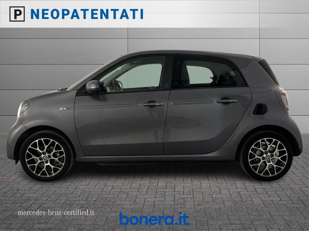 Smart forfour 22kW EQ racingrey