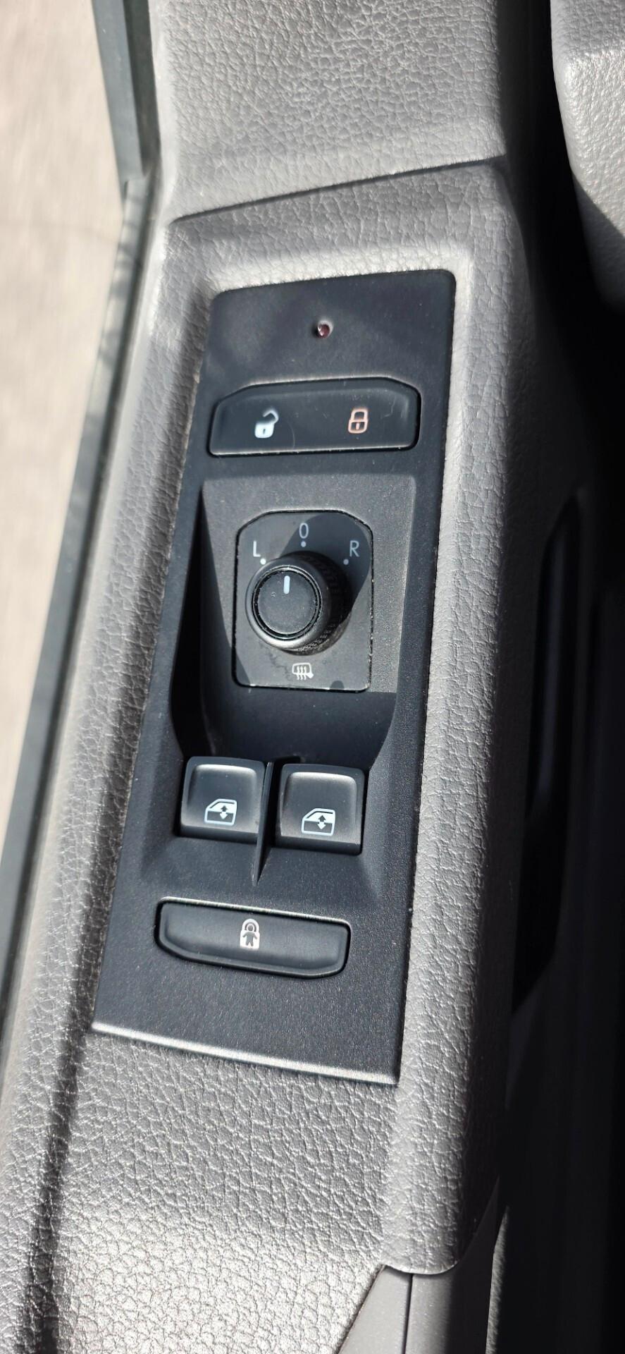 Volkswagen Transporter 2.0 TDI 150CV DSG PL Kombi