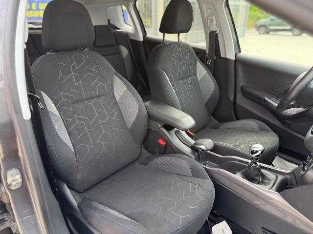 PEUGEOT 2008 BlueHDi 100 Style GARANZIA