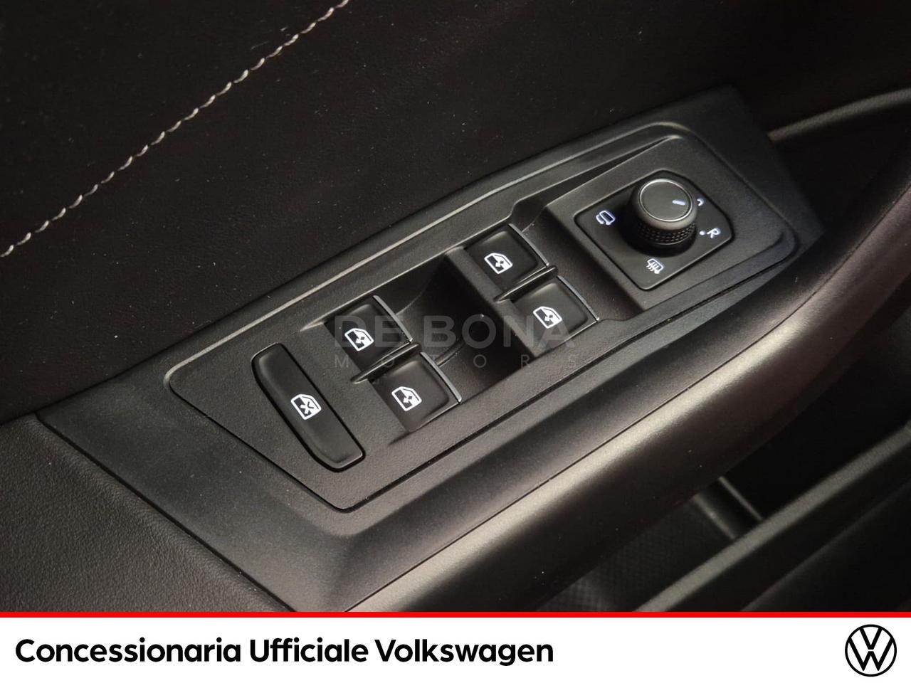 Volkswagen T-Roc 1.5 tsi r-line dsg
