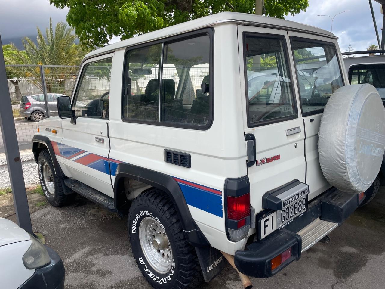 Toyota Land Cruiser II 2.4 turbodiesel SW LJ70 LX