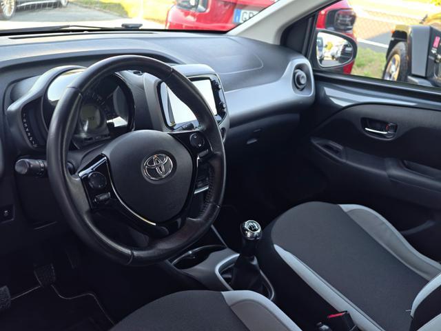 TOYOTA Aygo 1.0 VVT-i 69 CV 5 porte x-cool