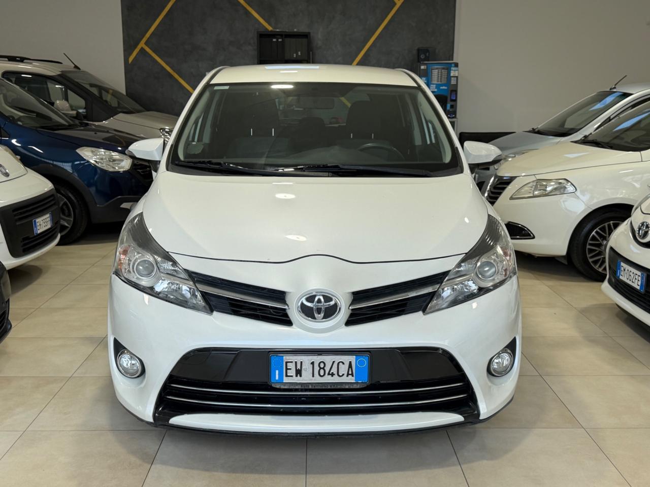 Toyota Verso 1.6 D-4D Business 7 Posti