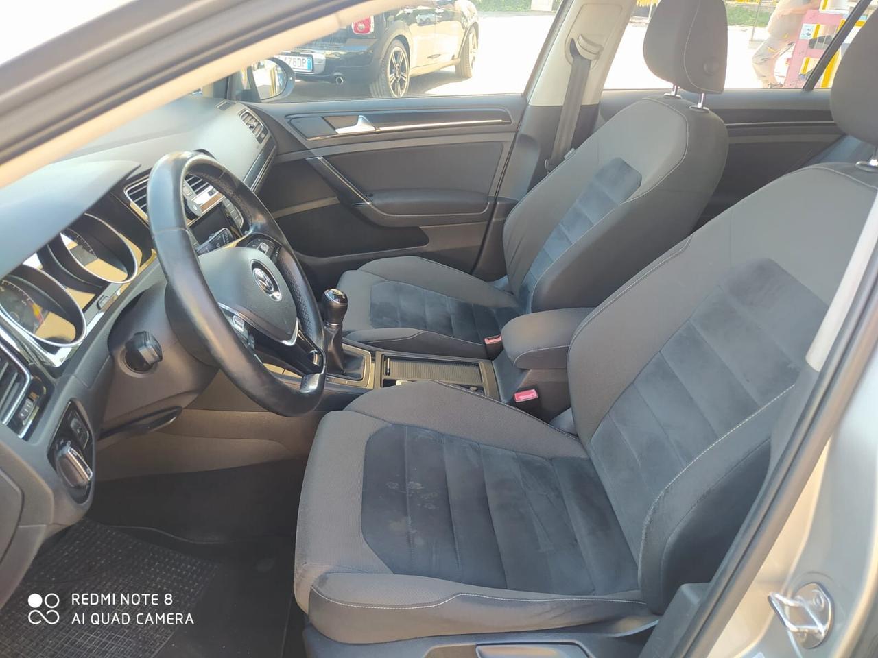 Volkswagen Golf 2.0 TDI DPF Highline