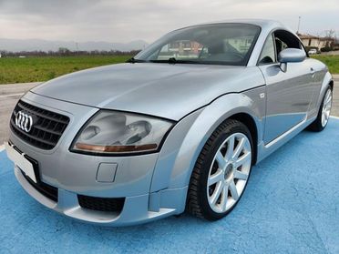 AUDI TT Coupé 3.2 V6 Quattro CAMBIO MANUALE