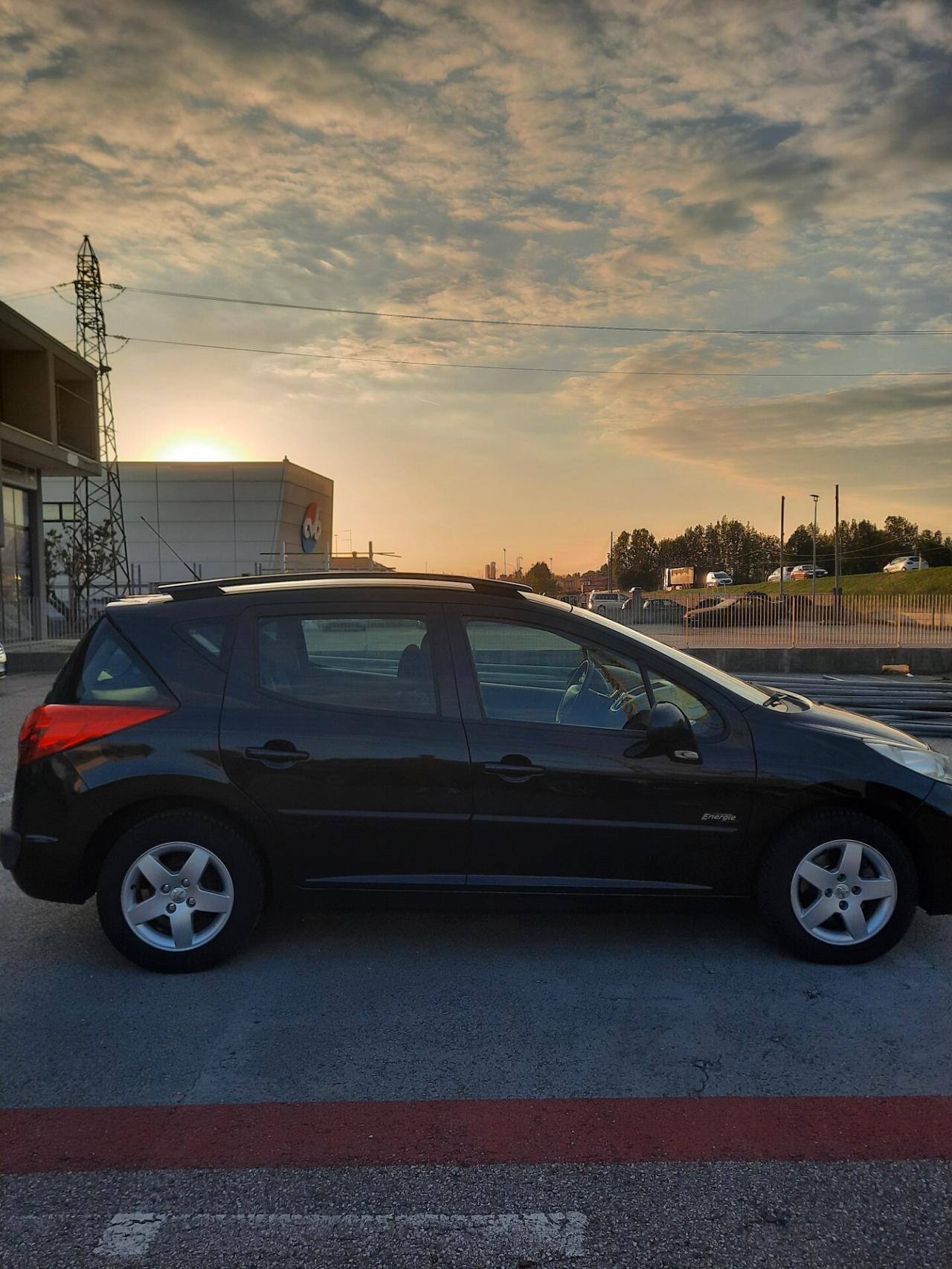 Peugeot 207 1.4 VTi 95CV SW Energie Sport