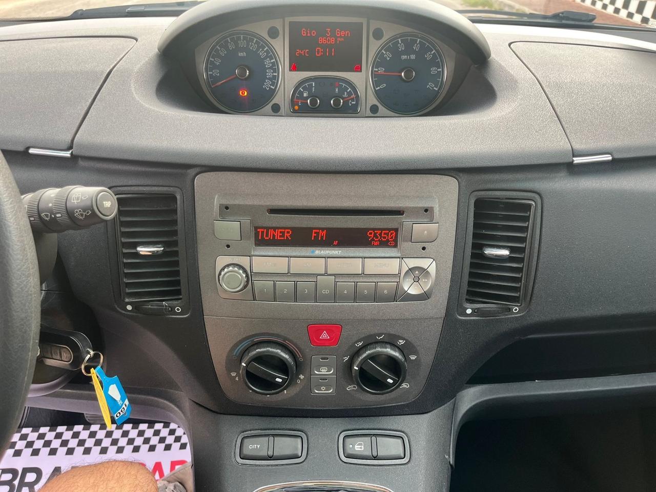 Lancia MUSA 1.4 Argento Ecochic GPL Unipro 2009