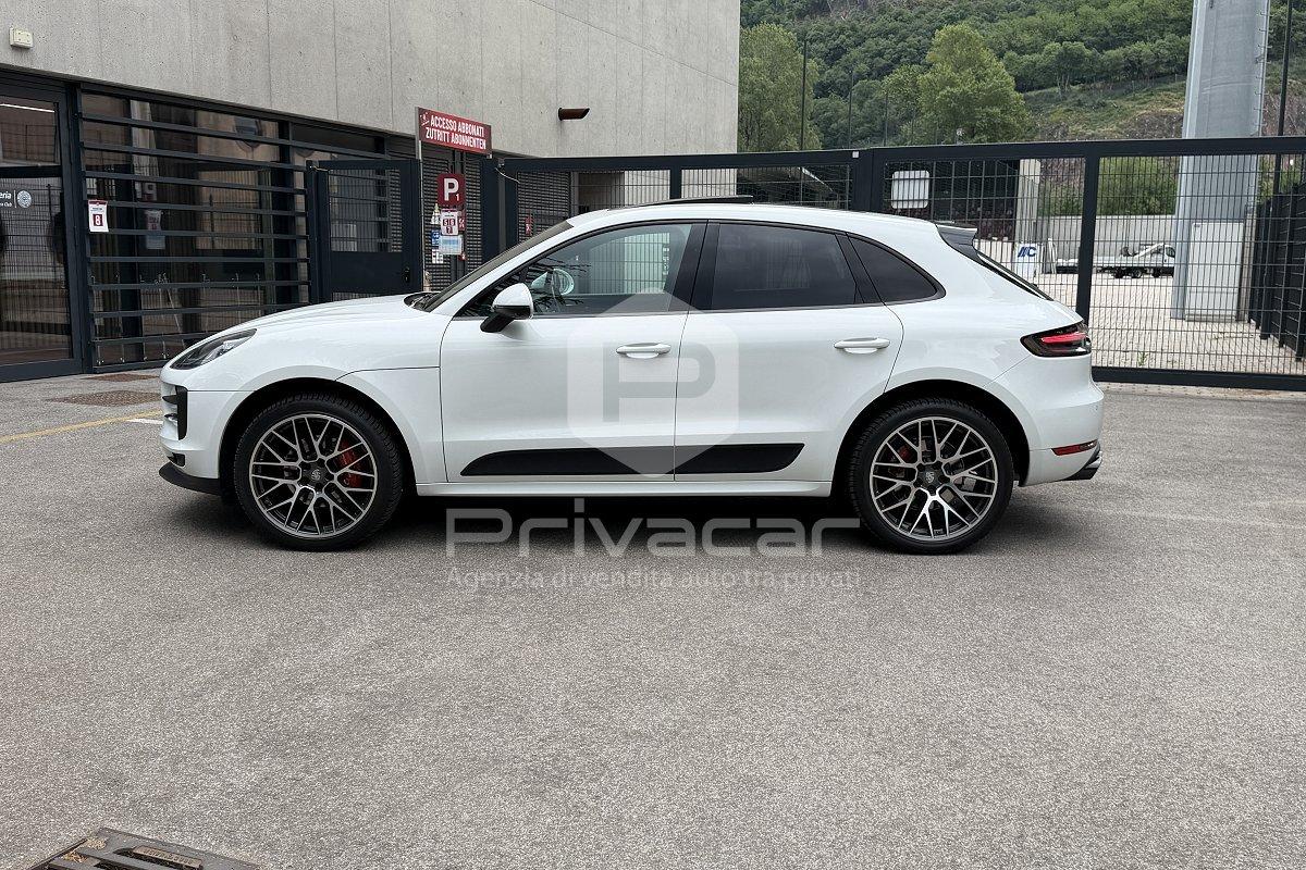 PORSCHE Macan 2.0