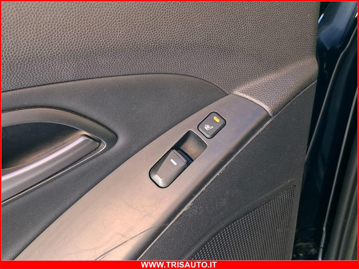 HYUNDAI iX35 1.7 Crdi Xpossible NEOPATENTATI (DOPPIO TETTO PANORAMICO APRIBILE)