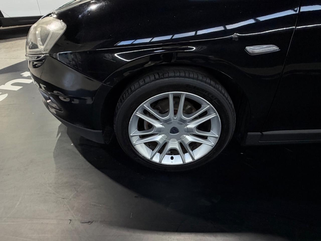 Lancia Delta 1.6 MJT DPF Platino