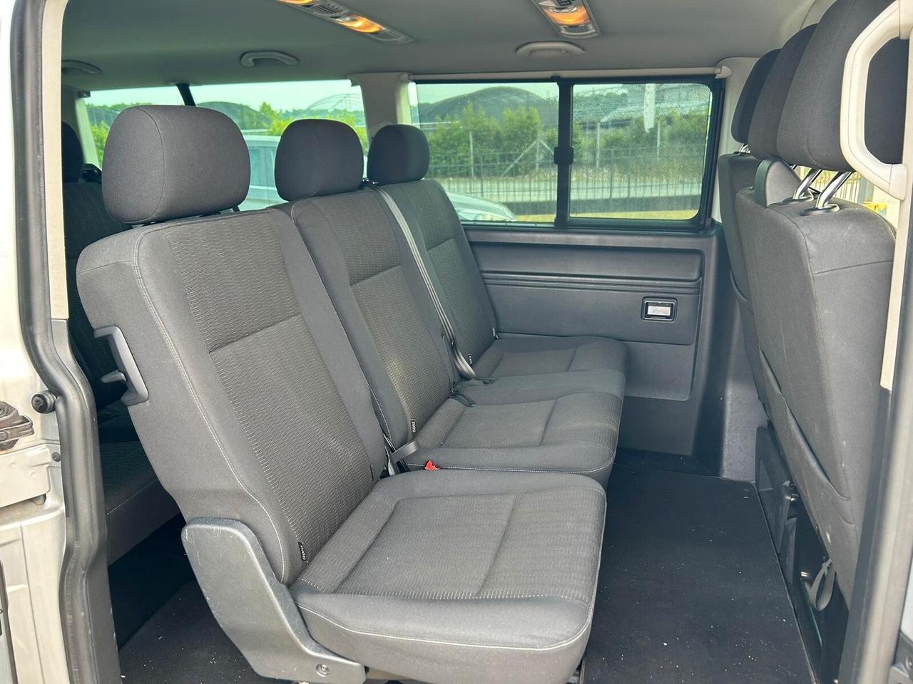 Volkswagen Caravelle 2.0 TDI 150CV Comfortline