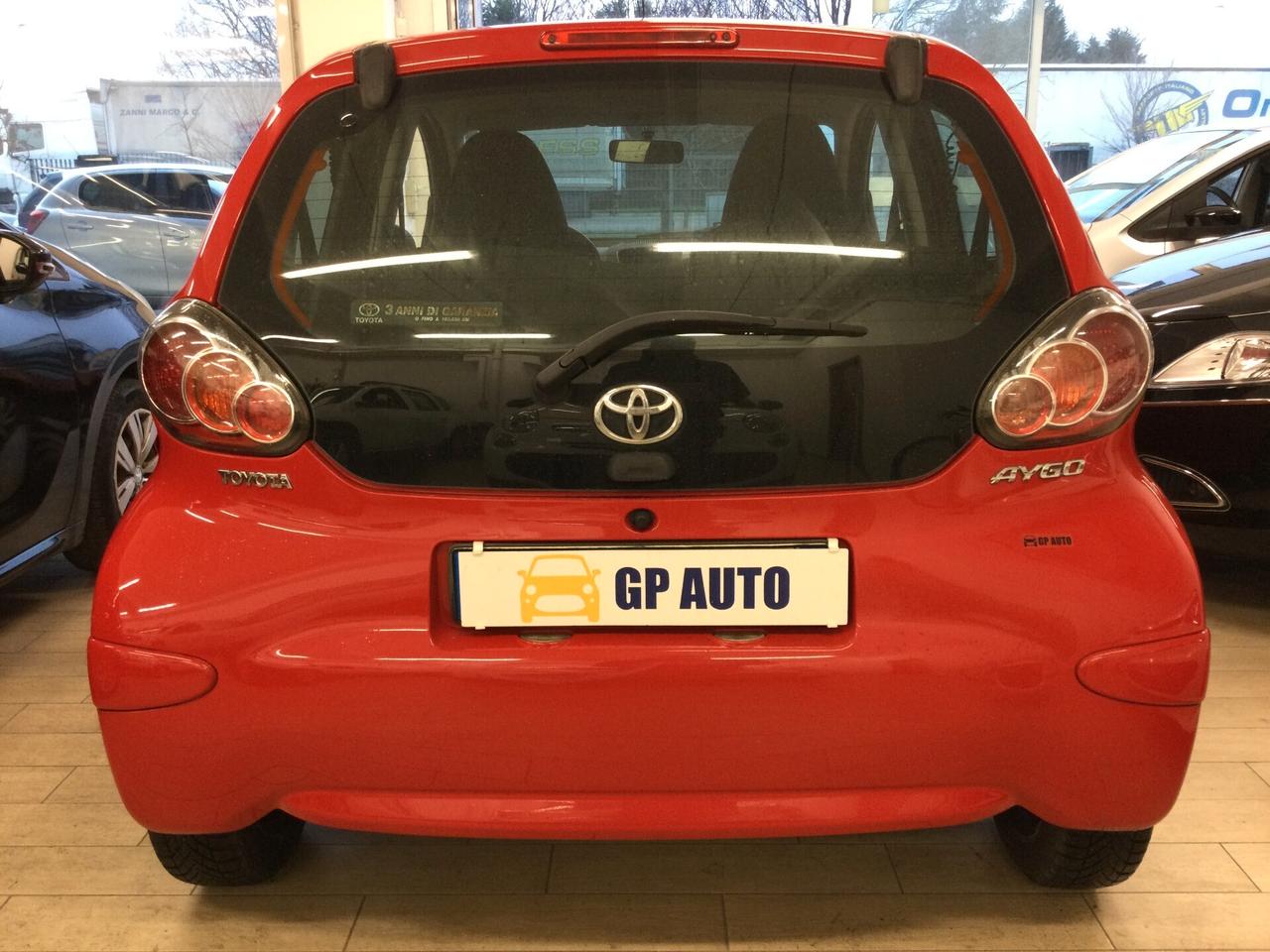 Toyota Aygo 1.0 12V VVT-i 5 porte Now