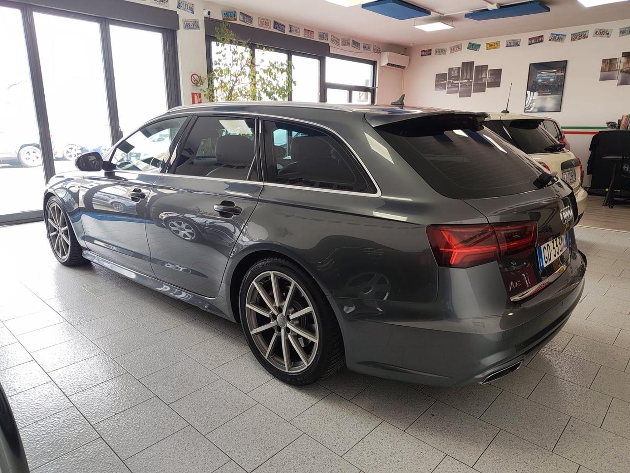 Audi A6 3.0TDI 272CV quattro S LINE/TETTO