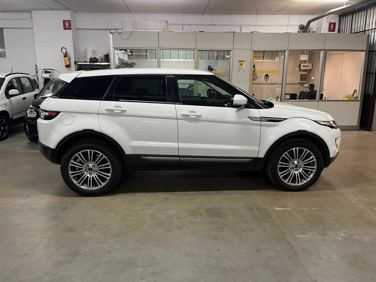 Range Rover Evoque 2.2 TD4 5p. 4x4