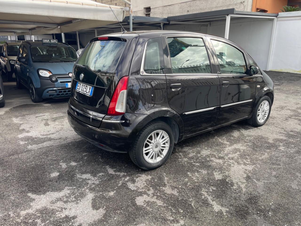 Lancia MUSA 1.4 Argento BENZINA / METANO