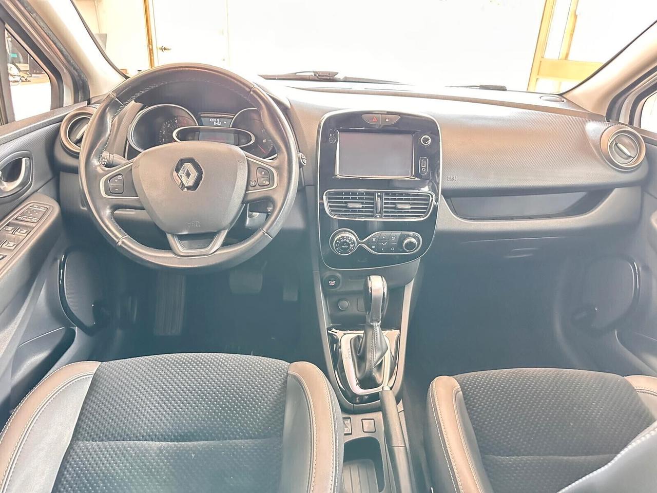 Renault Clio dCi 8V 90CV EDC Start&Stop 5 porte Energy Intens