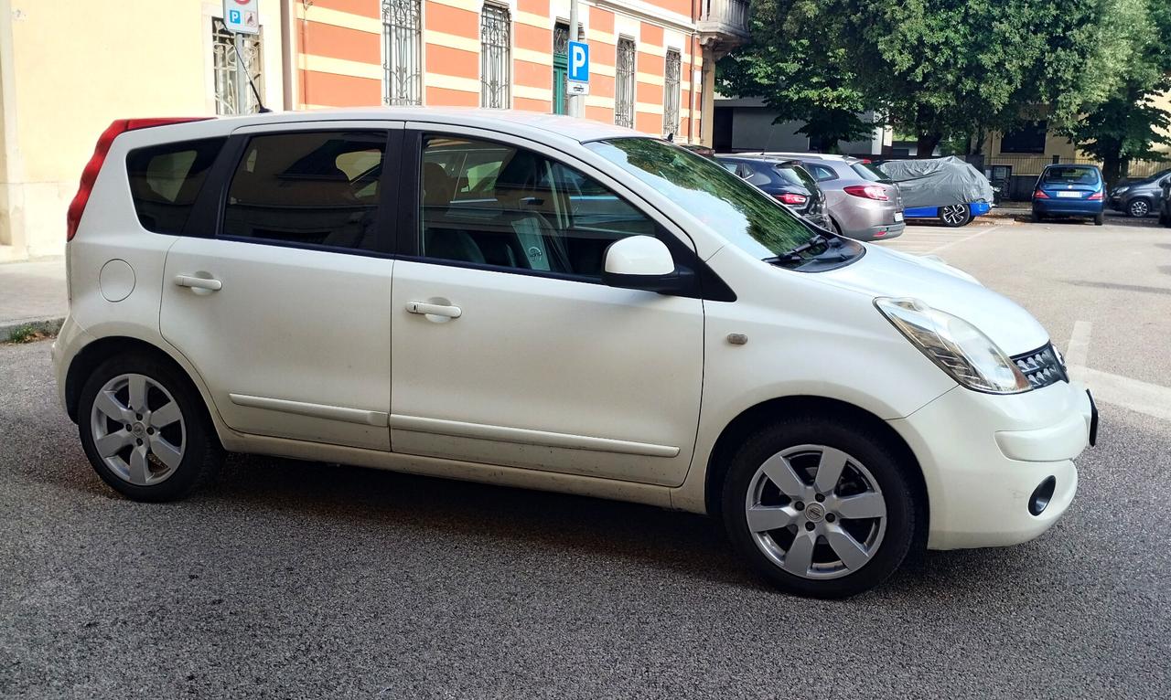 Nissan Note 1.6 16V Tekna