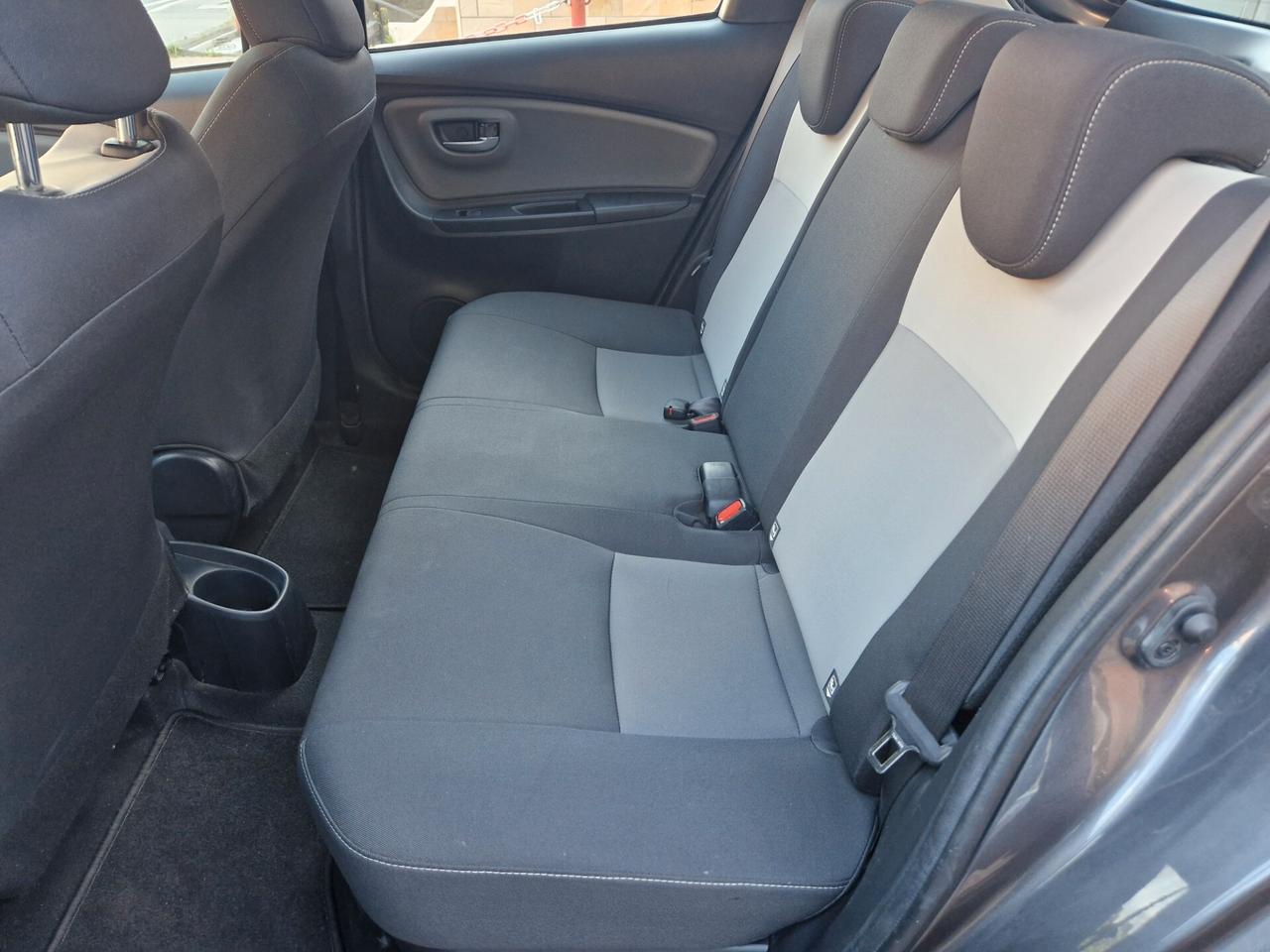 Toyota Yaris Hybrid 1.5 73CV AUTOMATICA, Bluetooth, Retrocamera, ADAS