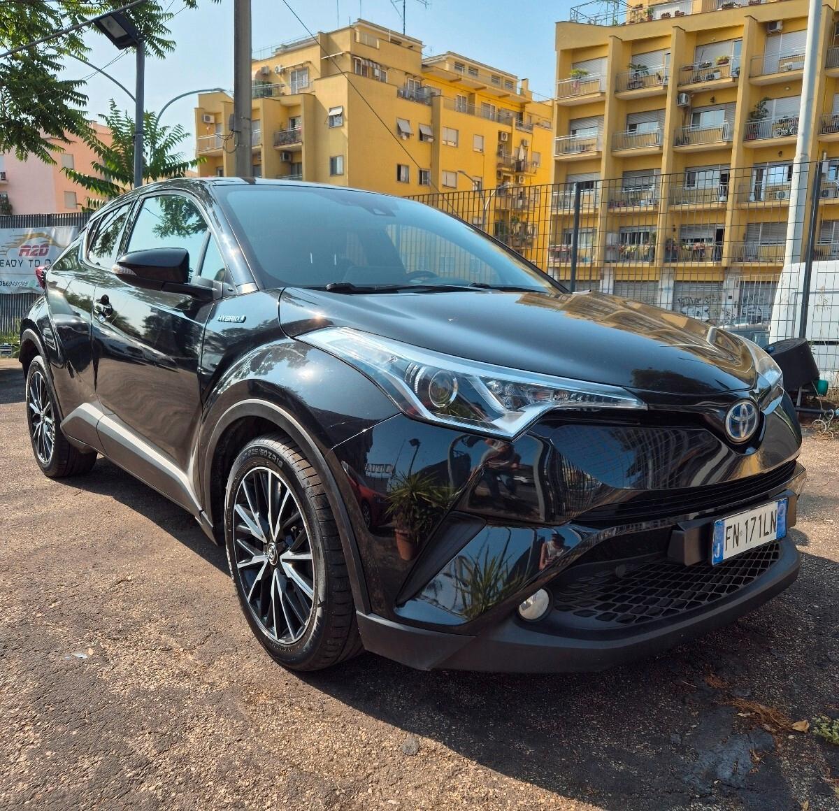 Toyota C-HR 1.8 Hybrid E-CVT Toyota Team