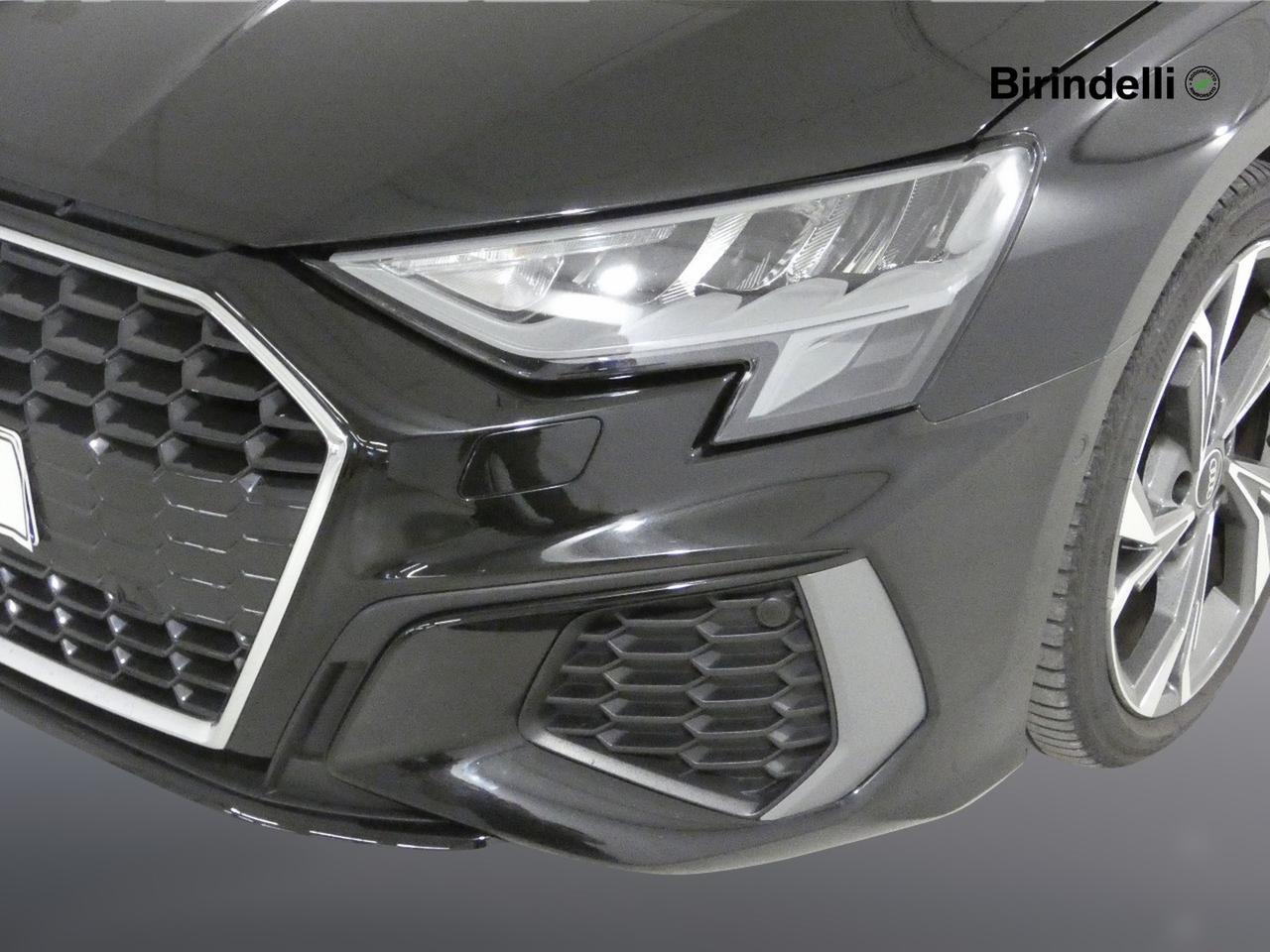 AUDI A3 4ª serie - A3 Sedan 35 TDI S tronic S line edition