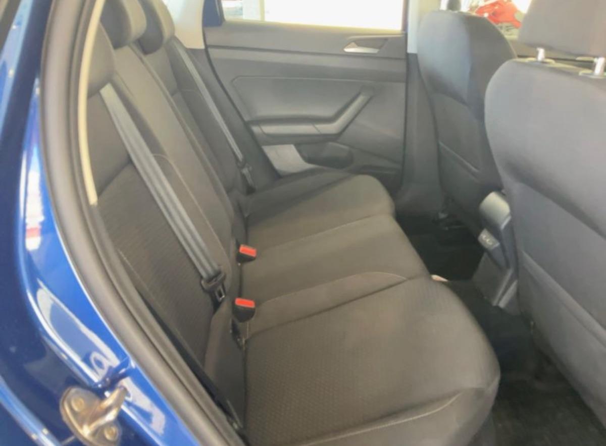 VOLKSWAGEN - Polo