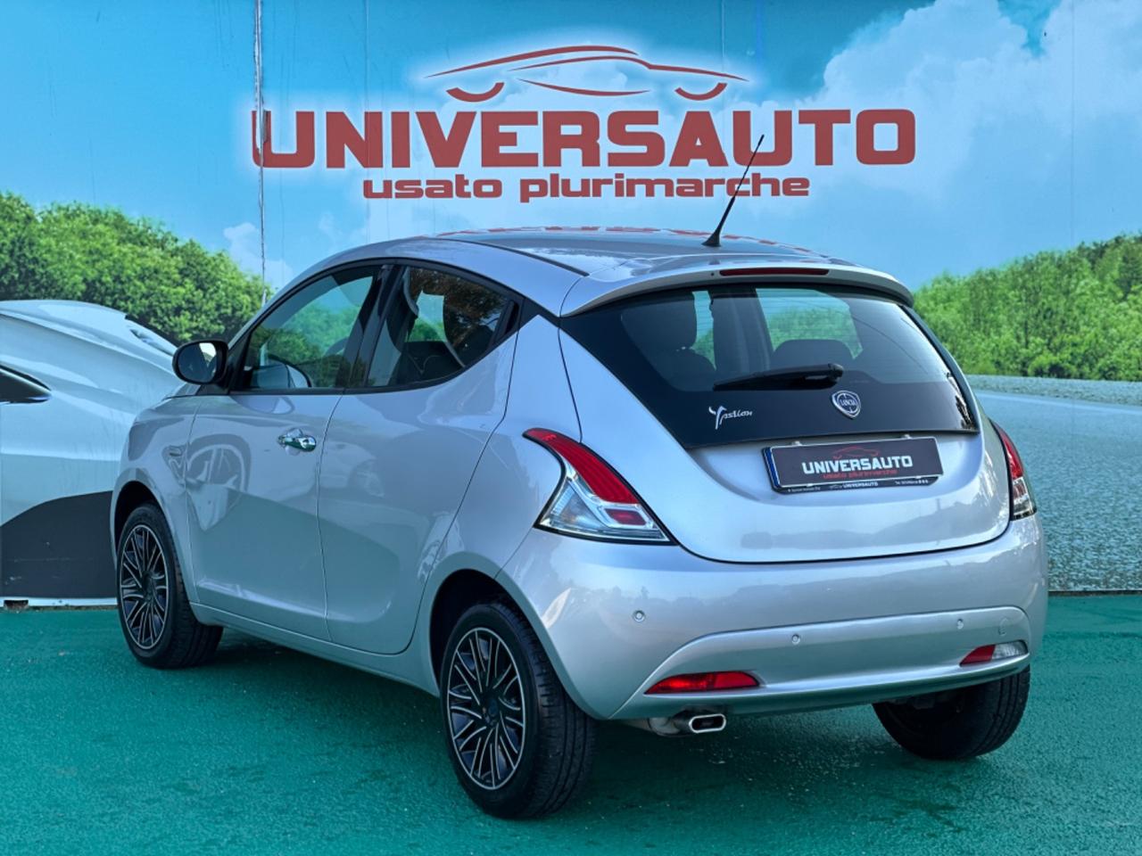 Lancia Ypsilon 1.2 Benzina 69cv Gold 2019