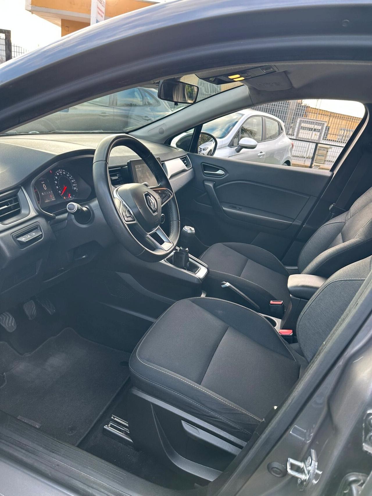 Renault Captur 1.5dCi 95 CV 2021 Business NAVIGATORE- FARI LED -SENS PARCHEGGIO