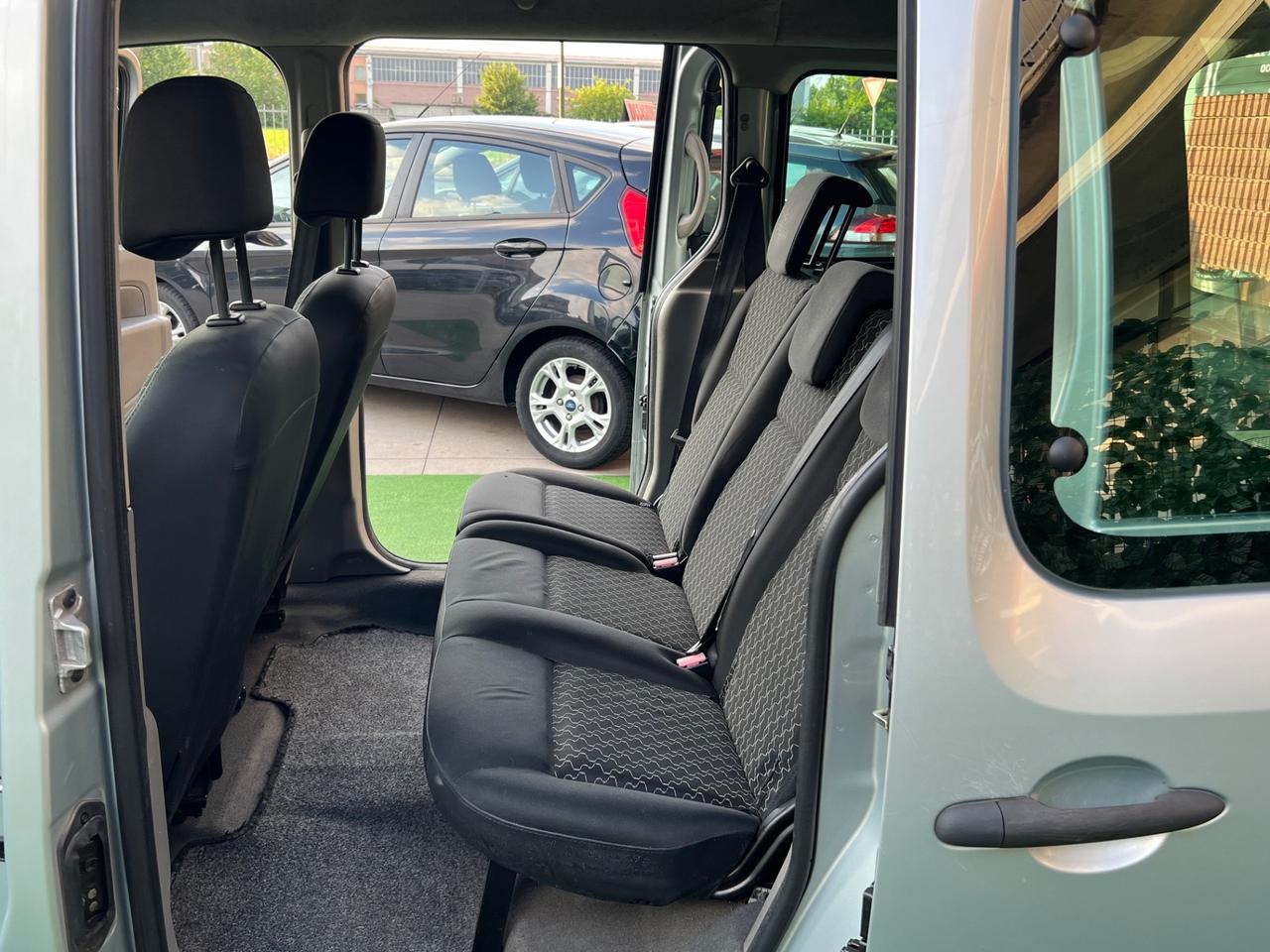 Renault Kangoo 1.5 dCi 75CV F.AP. AUTOCARRO