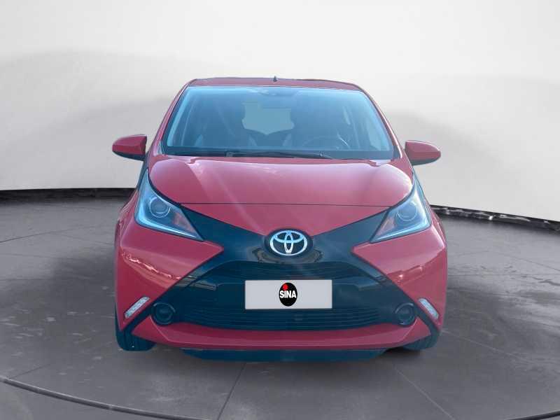 TOYOTA Aygo 5p 1.0 x-play AuToMaTica