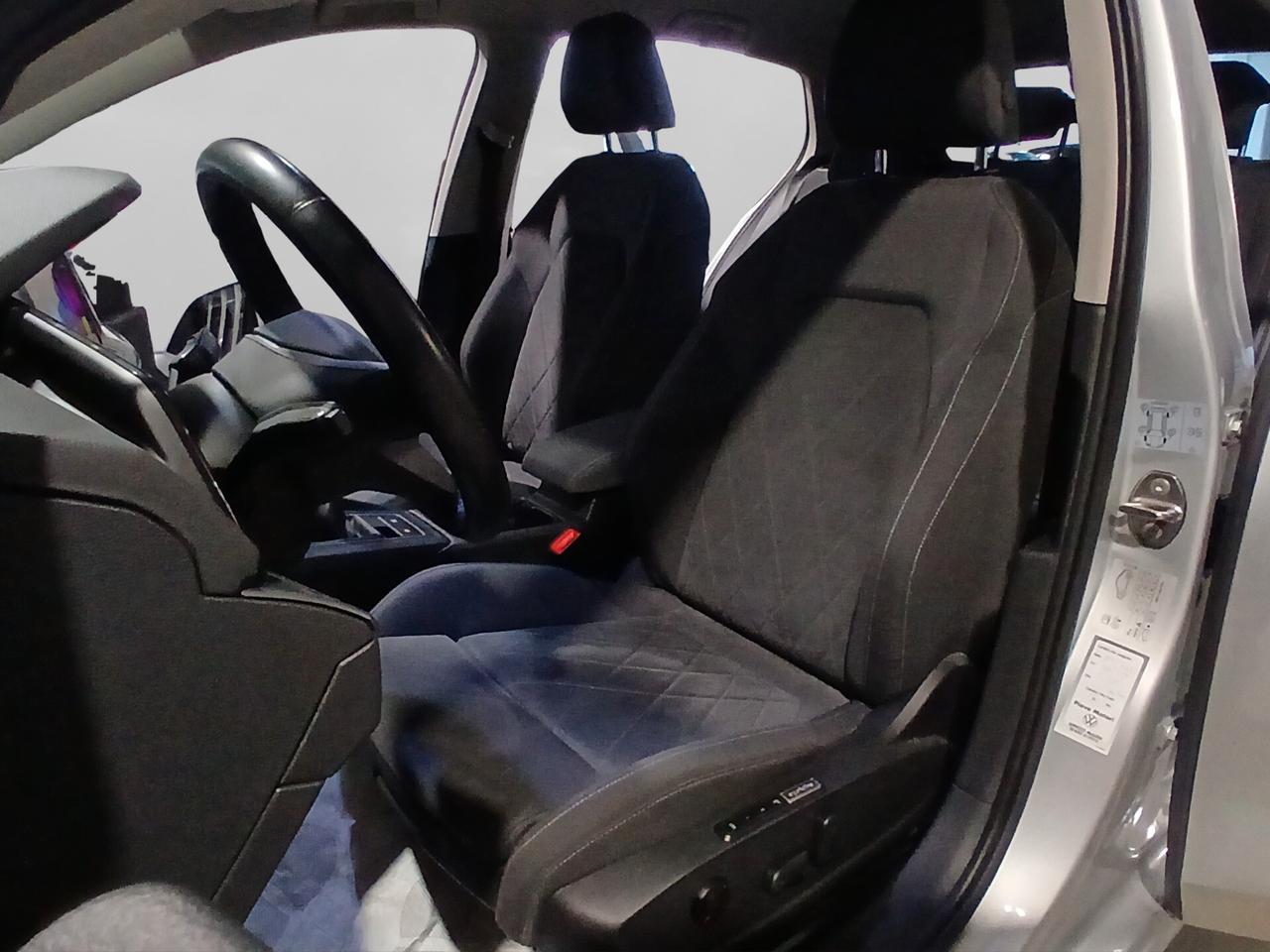 Volkswagen Golf 1.5 TSI EVO Style 130CV