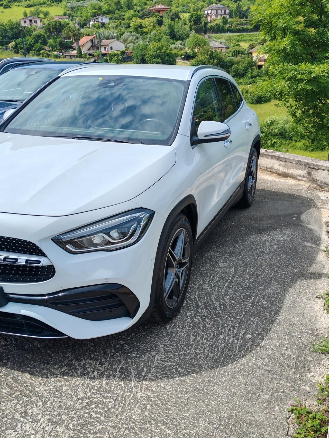 Mercedes-Benz GLA 200 163 CV Automatico