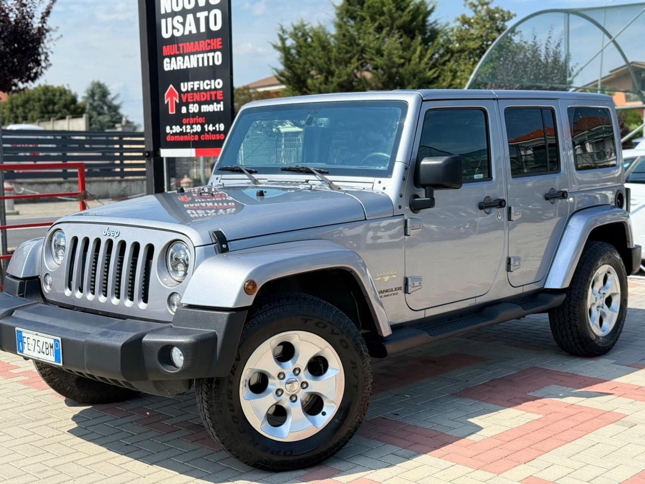 Jeep Wrangler Unlimited 2.8 CRD DPF Sahara Auto